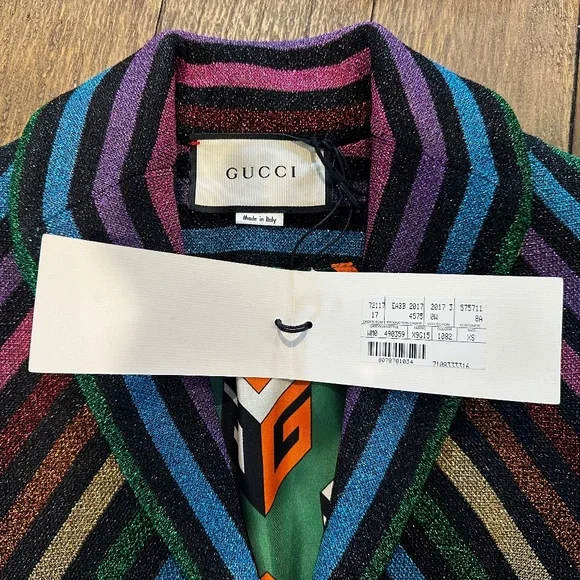 GUCCI Runway Rainbow Stripe Pattern Lurex Sleeveless Vest * NEW w Tag * 40% OFF - Picture 7 of 10